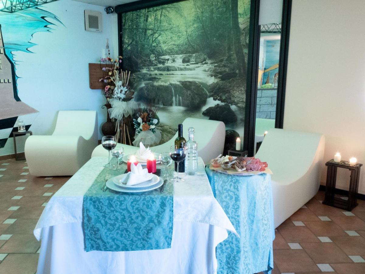 Albergo Ristorante Il Fungo Santa Fiora Exterior photo